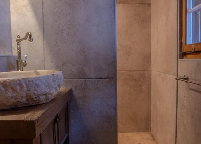 شاليه With Fireplace And Sauna