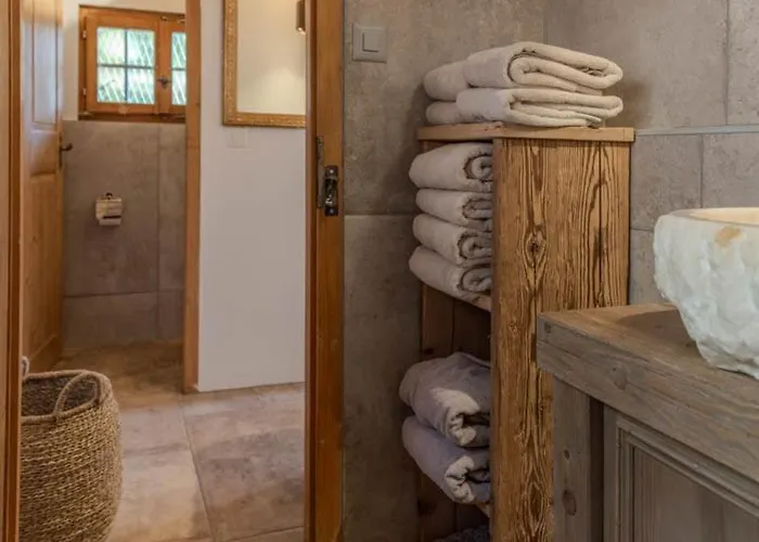 With Fireplace And Sauna Chalet Meiringen