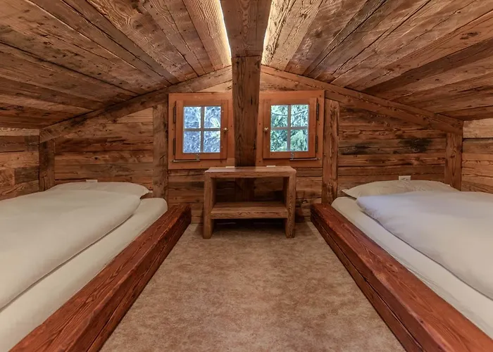 With Fireplace And Sauna Chalet *